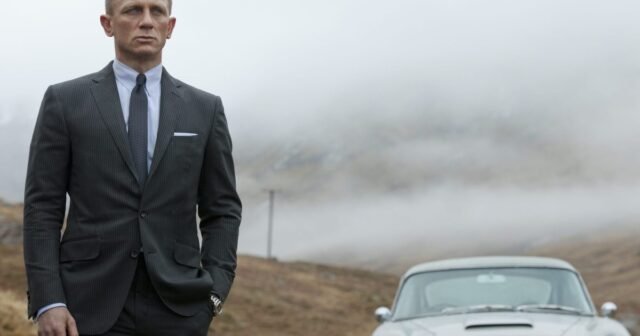 daniel-craig-skyfall-widescreen-crop-e1741289362603.jpg