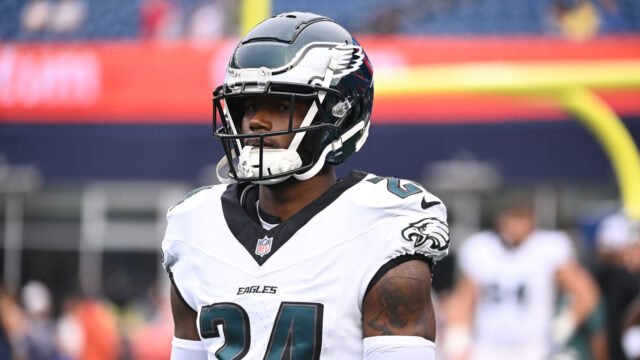 eagles-set-release-another-veteran-member.jpg