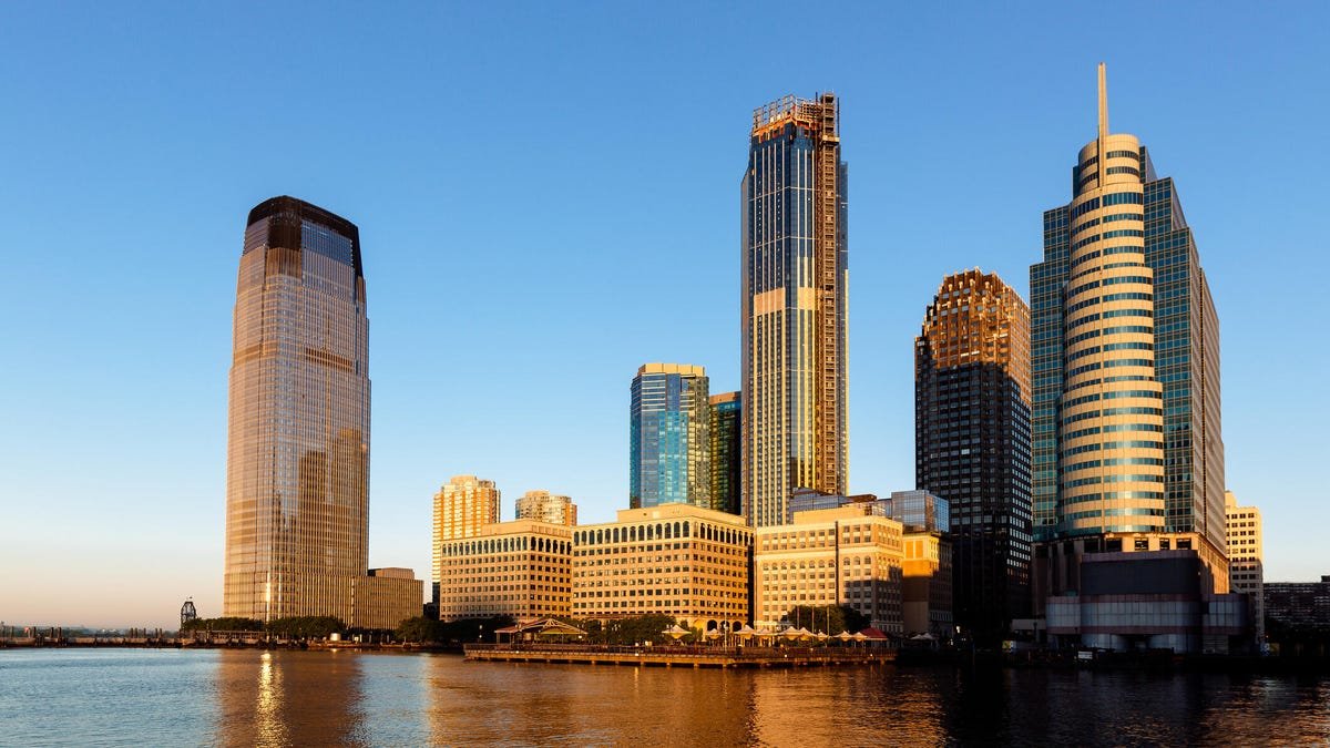 jersey-city-gettyimages-1295828886.jpg