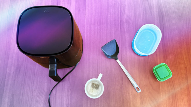 1761388766_microplastics-in-my-kitchen.png