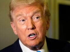 Trump azt mondta, hogy 10%-kal megemeli a Kanadára kivetett vámot a most fizetett összeg felett