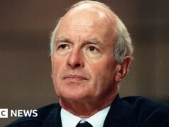 Tiszteletadás az ex-Lincoln parlamenti képviselőnek és Dick Taverne Lib Dems alapító tagjának