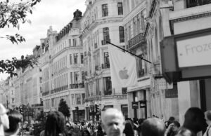 Az Apple elvesztette a brit trösztellenes pert az App Store díjai miatt