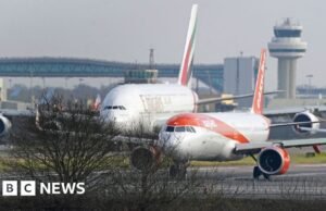 A képviselők szerint a repülőtér-bővítés veszélybe sodorja a klímacélokat