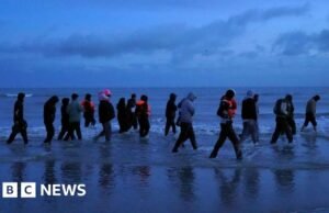 Migráns, aki visszatért az Egyesült Királyságba, hogy „gyorsított módon” Franciaországba szállítsák – mondja a miniszterelnök
