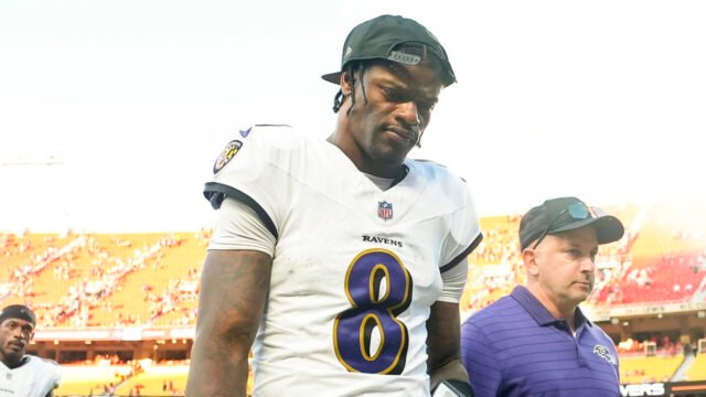 ravens-rule-out-lamar-jackson-play-dangerous-game.jpg