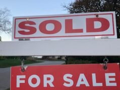 Donald Trump 50 éves jelzáloghitel-tervét forgatják. Kanadában sem repülne