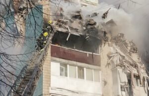 Tisztviselők szerint az Ukrajna elleni heves orosz támadásban 19 ember meghalt, több tucatnyian megsebesültek