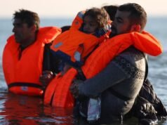 „Nyilvánvalóan kegyetlen politika”: az Egyesült Királyság javasolt menedékjogi szabályai visszaszorítják a kritikusokat