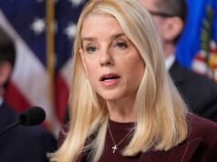 Miért harcolhat az Egyesült Államok Igazságügyi Minisztériuma és a Kongresszus az Epstein-fájlok szerkesztéséért?