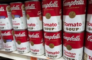 Campbell ügyvezetője szabadságon van, miután állítólag kigúnyolta a „szegény embereket”, akik megeszik a levest