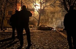 Legalább 12-en megsérültek egy tömeges orosz dróntámadásban Zaporizzsja városában