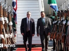 Starmer megérkezik Dél-Afrikába, amikor a G20 Trump nélkül gyűlik össze