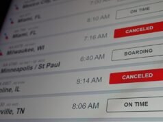 Már több mint 1000 járatot töröltek az amerikai repülőtereken a leállások közepette