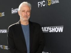 Jon Stewart megtépi Trumpot, a technológiai vezetőket a szaúdi koronaherceg látogatása miatt