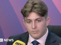 A reform brit George Finch szerint az iskolabusz-levelet „politikai futballként” használják