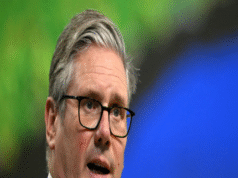 A toryk Starmert kérik, hogy nézzen szembe a futballőri szerepkör miatti vizsgálattal