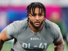 A Cowboys DE Marshawn Kneeland elhunyt