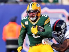 Josh Jacobs, a Packers sztárja a MetLife Stadion gyepét okolja sérüléséért