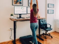 5 fitneszszakértő megosztja az egyetlen otthoni fitneszeszközt, amely nélkül nem tudnak élni