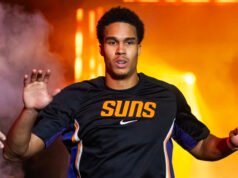 A fiatal Suns centerének történelmi estéje volt a Pacers ellen