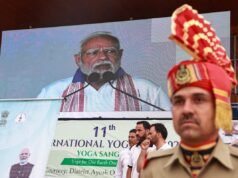 India állítólag újabb drákói okostelefon-felügyeleti tervet fontolgat