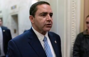 Trump megkegyelmezett Cuellar texasi demokrata képviselőnek a vesztegetési, összeesküvés ügyében