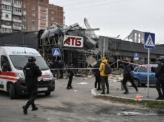 Zelenszkij felajánlja, hogy lemond NATO-törekvéseiről, továbbra is ellenzi a terület átadását Oroszországnak