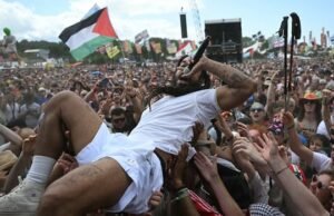 A brit rendőrség vizsgálatot indított Bob Vylan izraeli hadsereggel kapcsolatos megjegyzései miatt