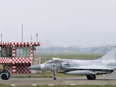 Kína éles lövészetet indít Tajvan körül a sziget további elszigetelését célzó gyakorlatok második napján.