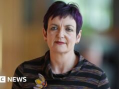 Az igazságügyi miniszter ápolóbandája megjegyzései szerint kódszegést vizsgáltak