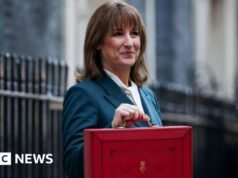 Reeves nem fog etikai vizsgálat alá vetni a költségvetés előtti megjegyzések miatt