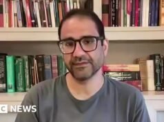 Starmert kritizálták, amiért üdvözölte az egyiptomi aktivista visszatérését