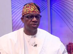 Egy nappal azután, hogy az APC-be vonult, a hamu abiodun lezárja Kasham birtokát Ijebu-igbóban