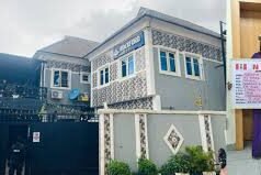 A bíróság elrendeli az ogun-i Rockford Hotel ideiglenes elkobzását