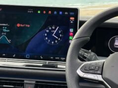 Lehet, hogy autója érintőképernyője jobban elvonja a figyelmét, mint gondolná