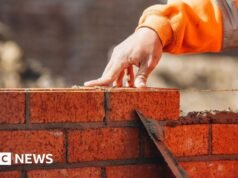 A felmérés szerint az építőipar a világjárvány óta a leggyorsabb ütemben zsugorodik