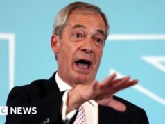 Farage kettős mércével vádolja a BBC-t a rasszizmus vádjait követően
