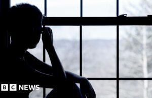 A gyermekszegénységi stratégia megígéri, hogy véget vetnek a panziókban élő gyerekeknek