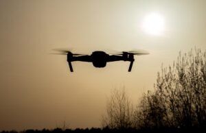 Az Egyesült Államok betiltja az új külföldi gyártású drónokat és alkatrészeket