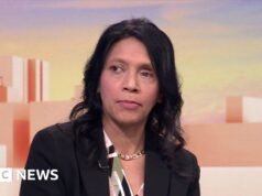 Az Oxfam volt főnöke jótékonysági szervezetet perel az elbocsátás miatt