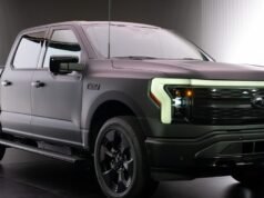 A Ford hamarosan megjelenő F-150 Lightningje továbbra is elektromos lesz, de gázra lesz szüksége, hogy messzebbre menjen