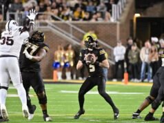 A Missouri Tigers azt reméli, hogy megkésve kézbesítik a karácsonyi ajándékot tálnyeremény mellett