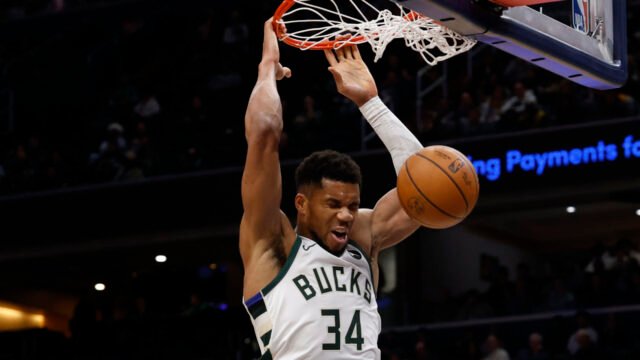 giannis-antetokounmpo-cleveland-cavaliers-perfect.jpg