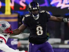 A Ravens QB Lamar Jackson sérülés miatt kiszáll a Patriots elleni meccsből